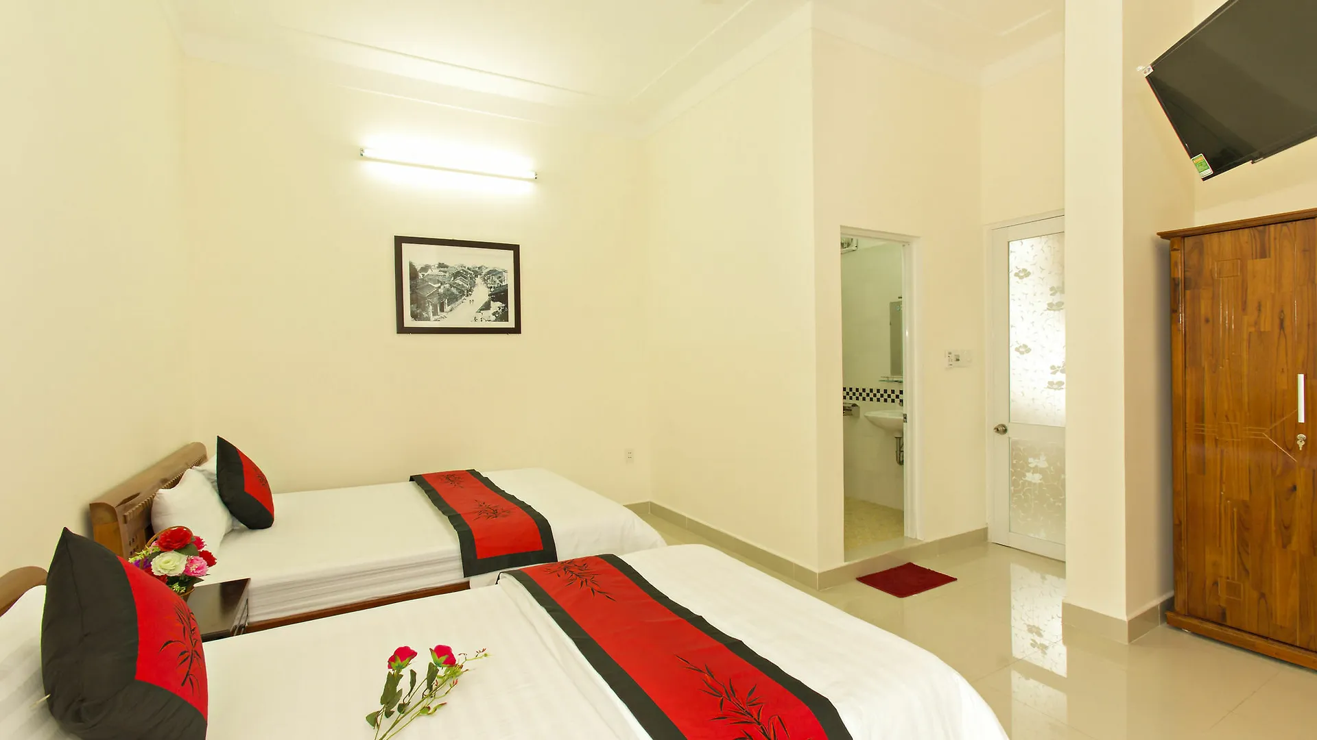 הוי אן Hoa Thien Homestay